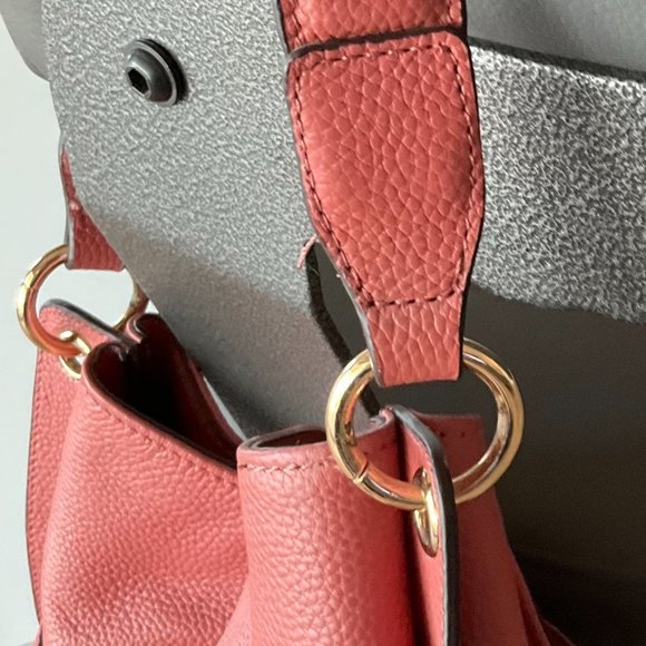 Melrose and Market rose/salmon pink shoulder bag with gold hoop detail - Picture 3 of 7
